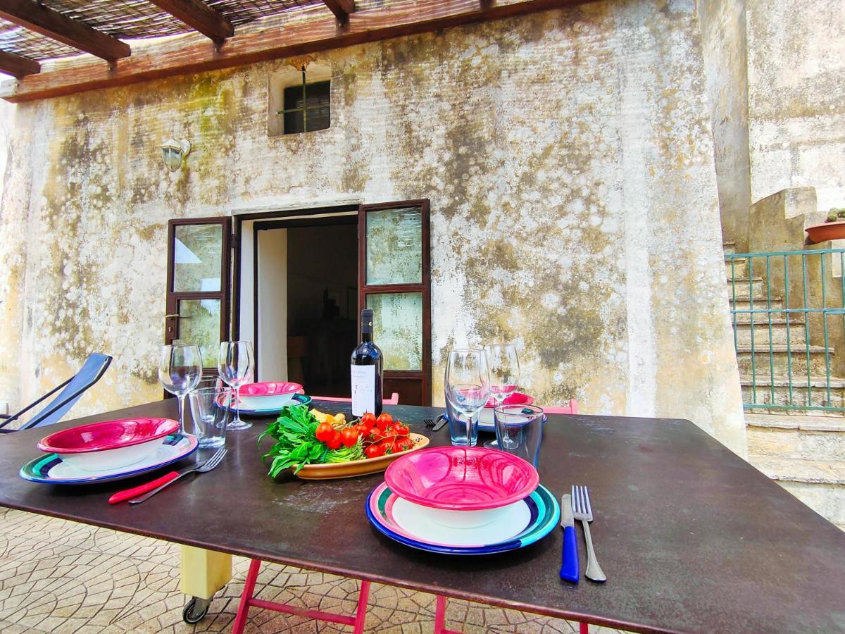 Appartement La Rudda Di Casa Camilla Journey à Specchia Extérieur photo