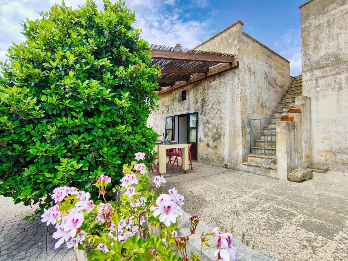 Appartement La Rudda Di Casa Camilla Journey à Specchia Extérieur photo